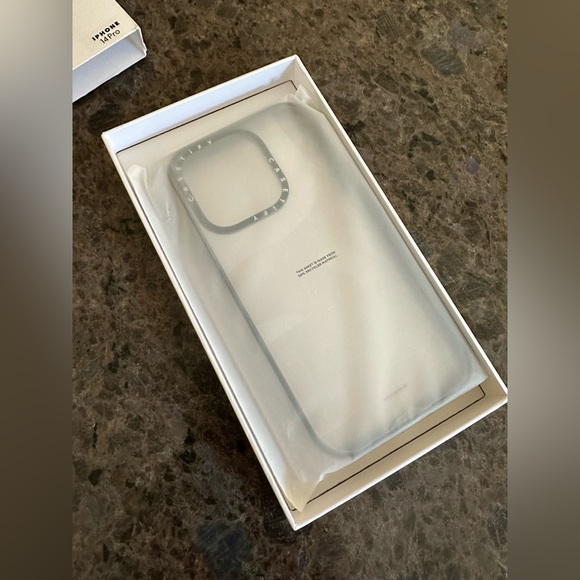 Casetify iPhone 14 Pro Clear Case New - Picture 3 of 5